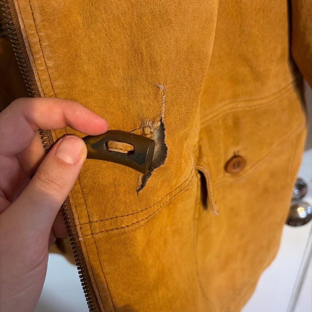 Vintage Suede Leather Jacket - Picture 6 of 7